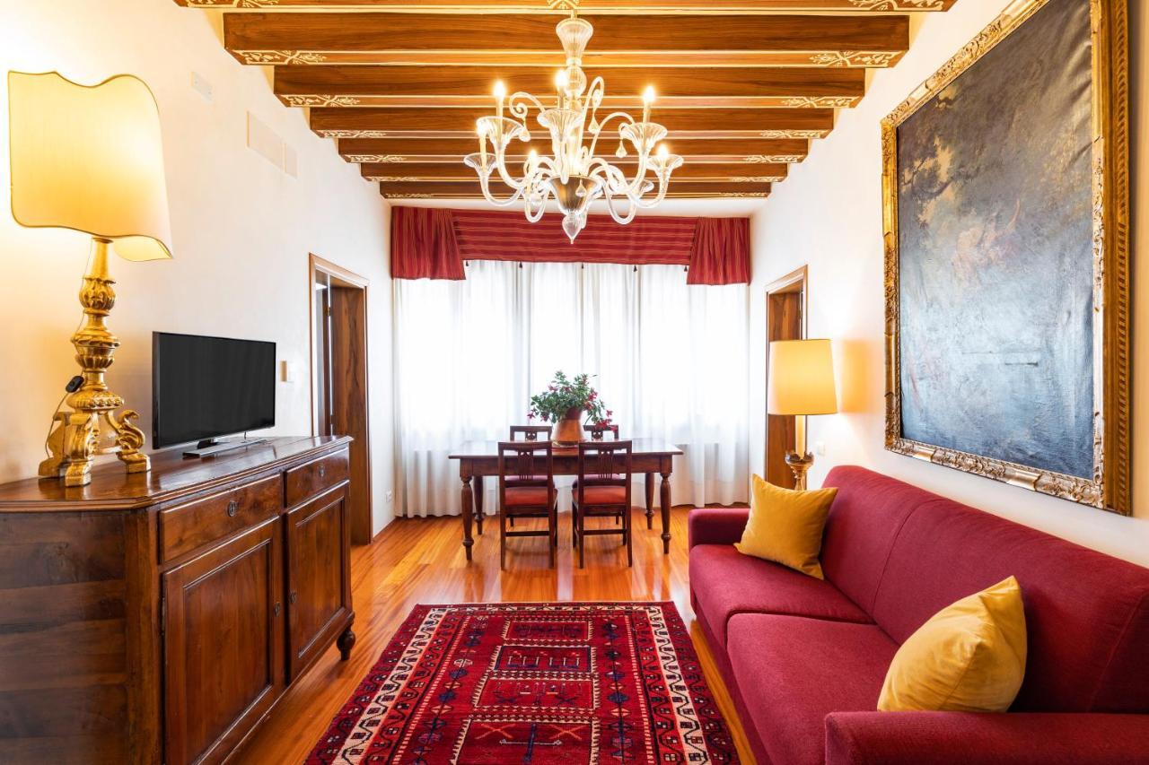 Palazzo Schiavoni Residenza D'epoca & Suite-apartments * Venice