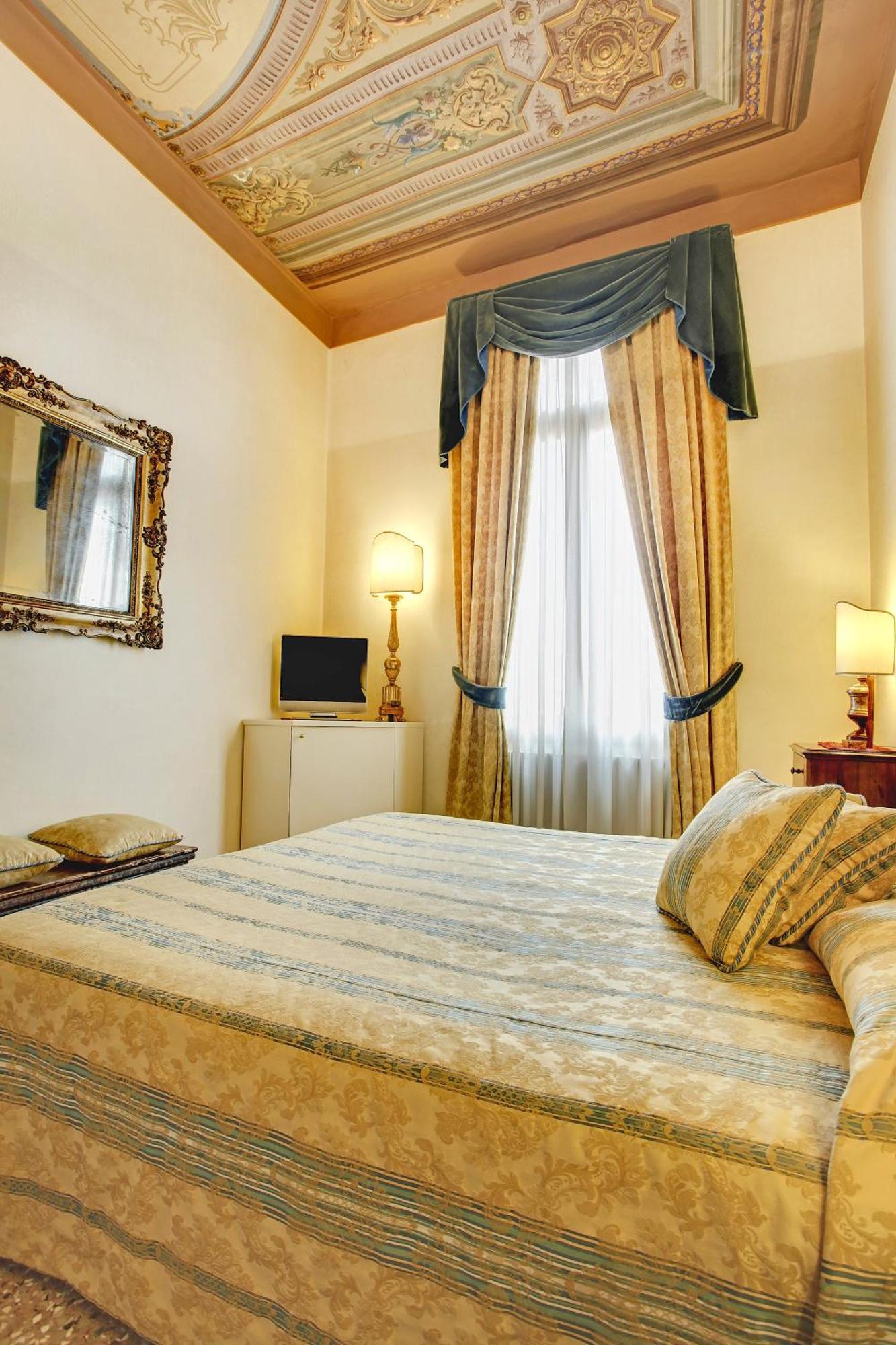 Palazzo Schiavoni Residenza D'epoca & Suite-apartments Venice